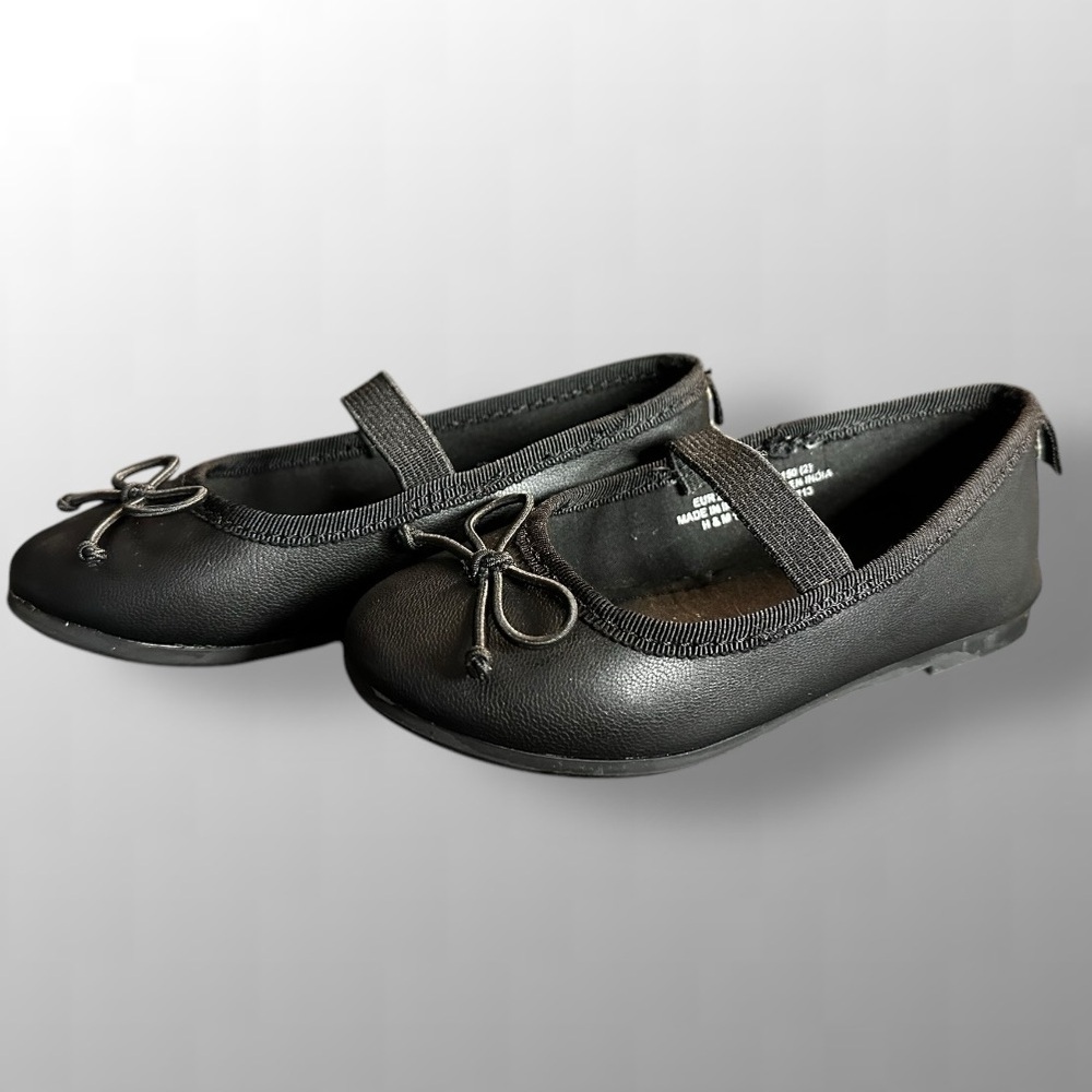 H&M Toddler Ballet Shoes in Black - Size 7.5